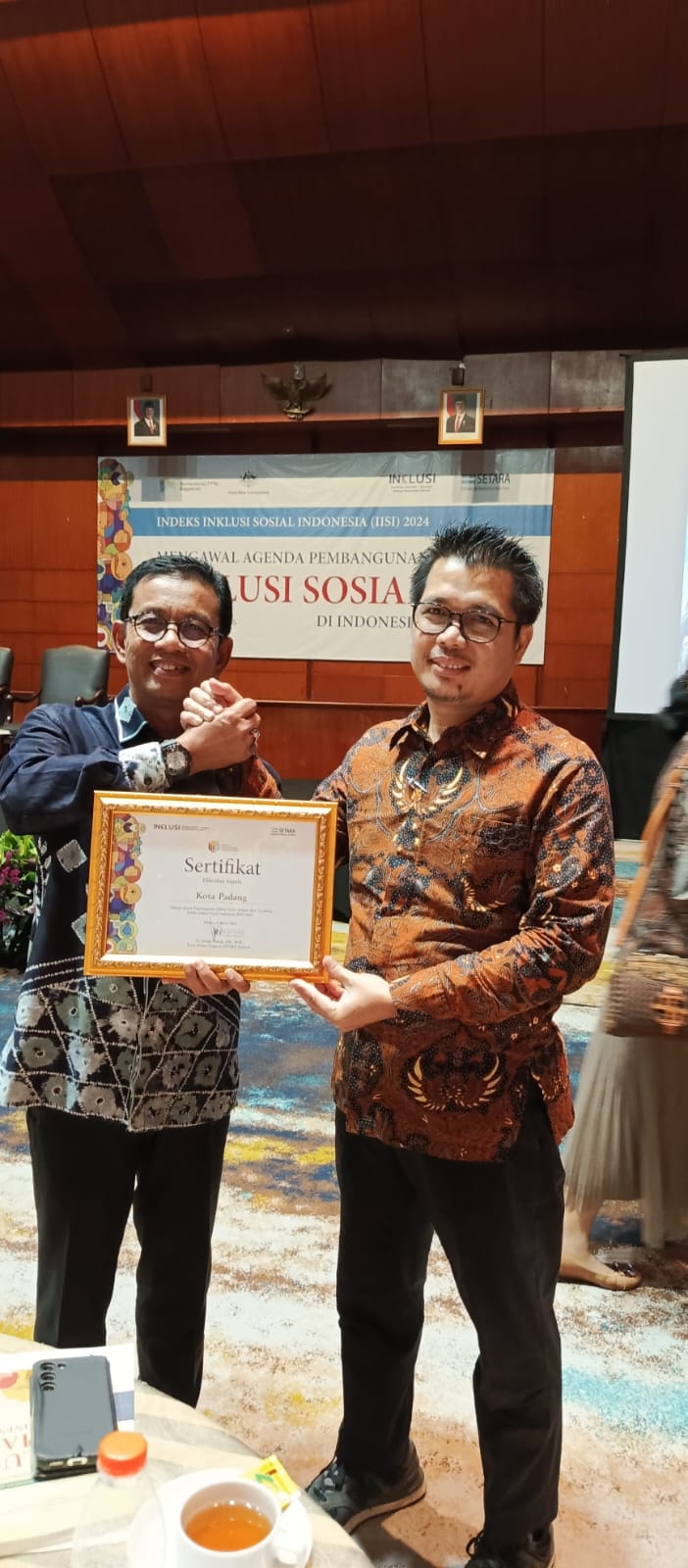 https://padang.go.id/images/388JKLemVKpb8GDfnSuMZsDmTX8xI36Ni89jSKdc.jpg