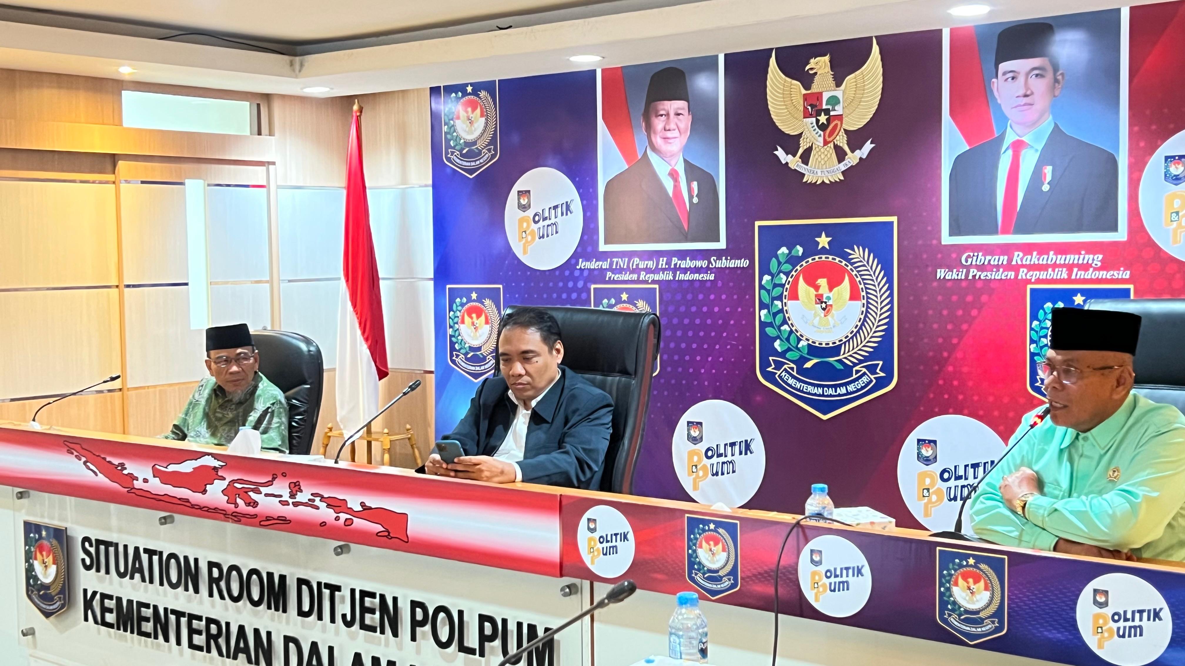 https://padang.go.id/images/3xArAMe8Oy4v5d4pnan0MrT6o2IxjGXXEZGUxUXp.jpg
