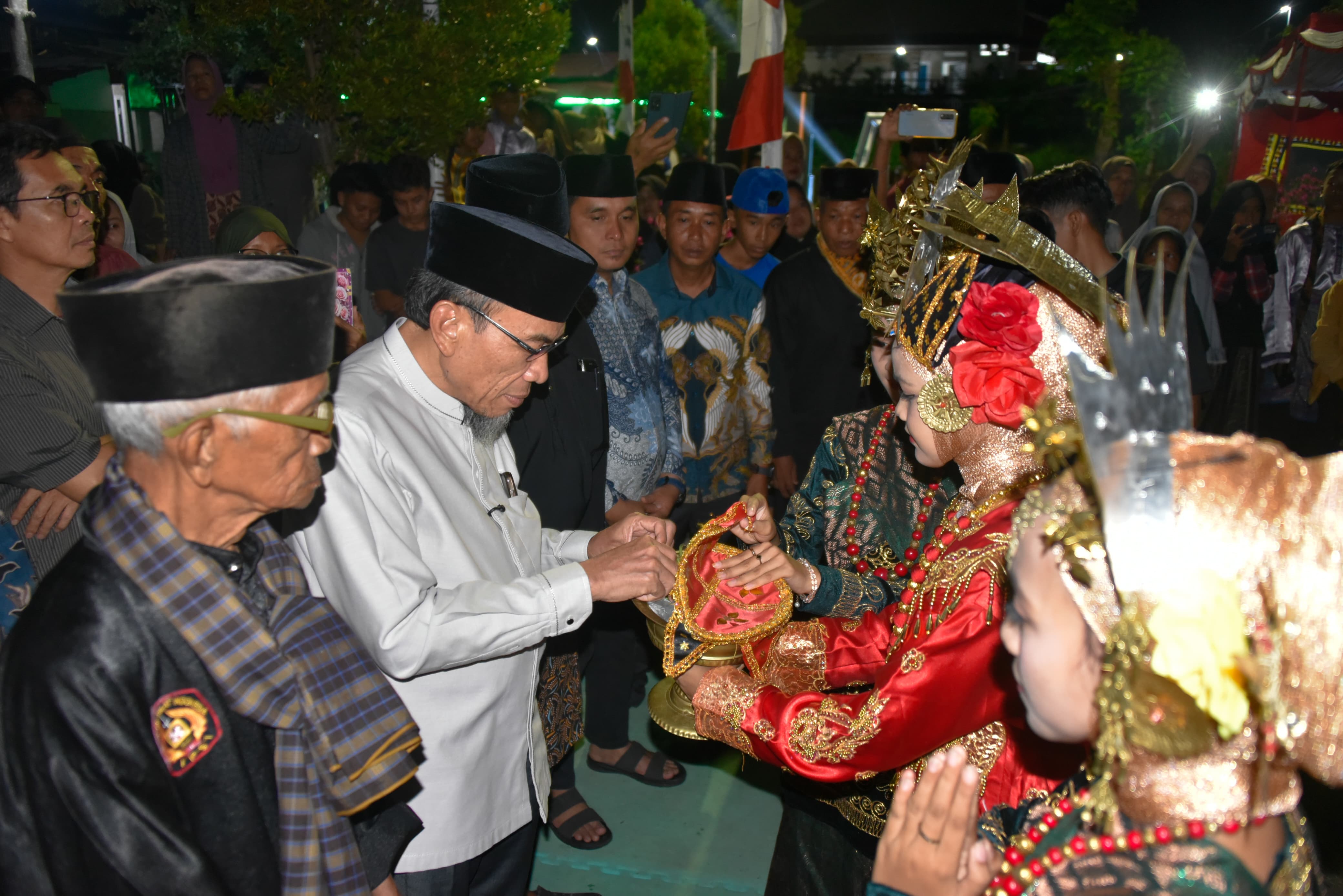 https://padang.go.id/images/4t188lIRG0MxZx5ut2n5ElIw6PCK9LYBNDSydi5c.jpg