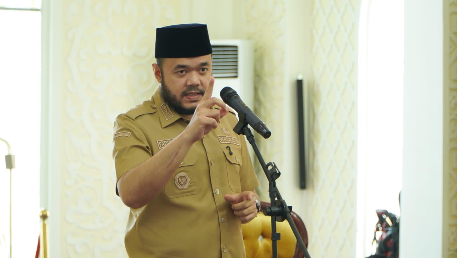 https://padang.go.id/images/5EYCXk0pT853L7rQXrvlxn254MgmHtQRLdJRPkS4.jpg