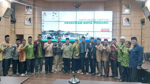 https://padang.go.id/images/HbddfxHIGdi3btmJCeIqY7gaMmpKqtni6SvvyEEj.jpg