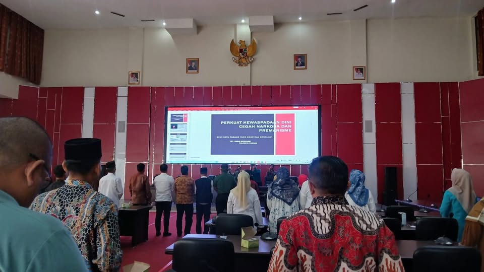 https://padang.go.id/images/HoP0D6g95JQkFIQeRehJ5XWz7tOvpYxUH98DRaIk.jpg