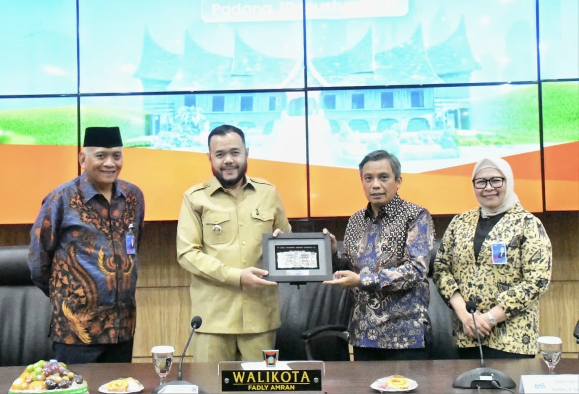 https://padang.go.id/images/IXZ0eOWCQ79lBFVkTUQ4cM2laH6yZavmHLMJNgqu.jpg