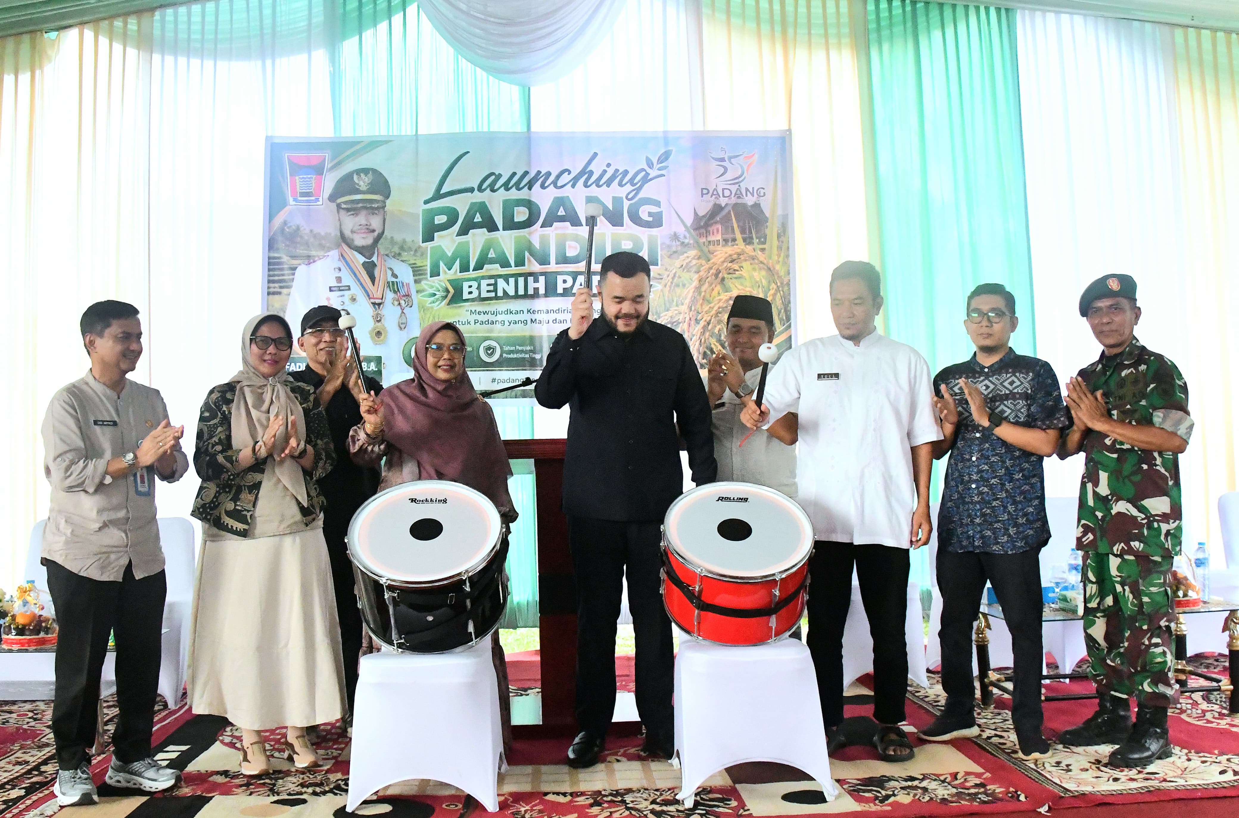 https://padang.go.id/images/KWicdqvbjj3eGveKfB2HGwpkJyW4o8LZqku9IVOh.jpg