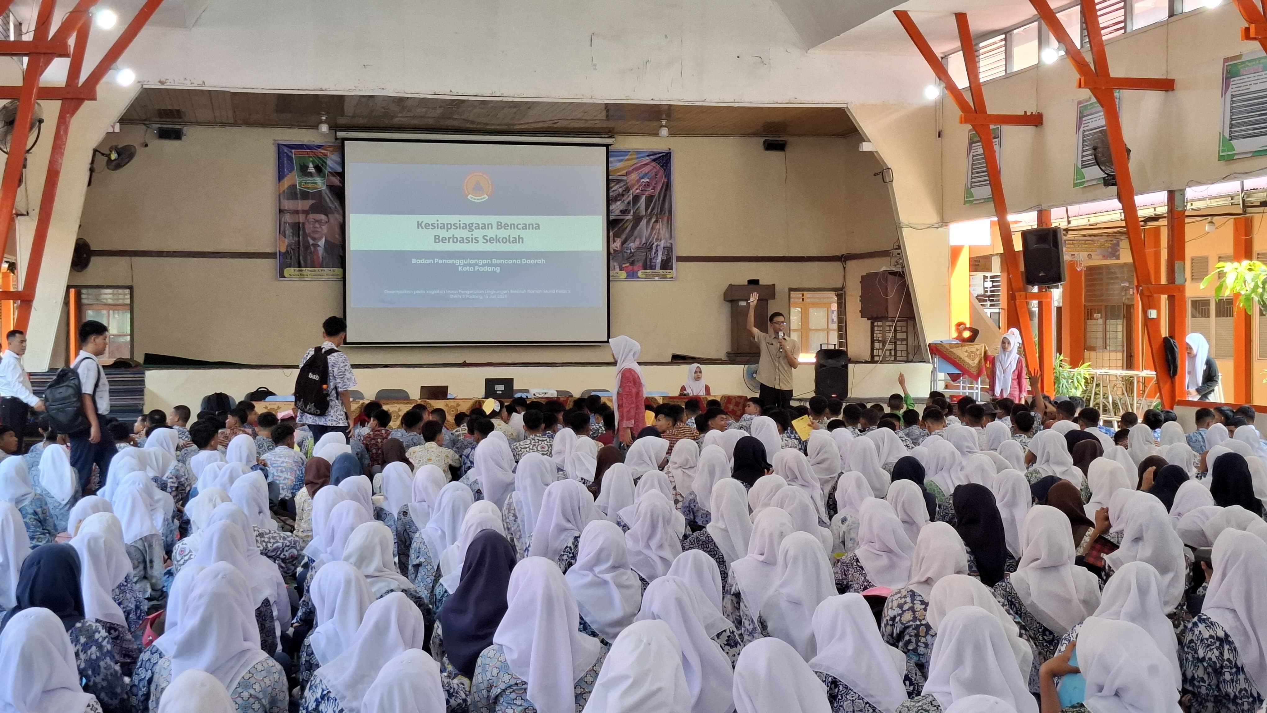 https://padang.go.id/images/PNoVU3VUeSaCKv2aIVUPX1UDInwDvU7EwjQGSzIT.jpg