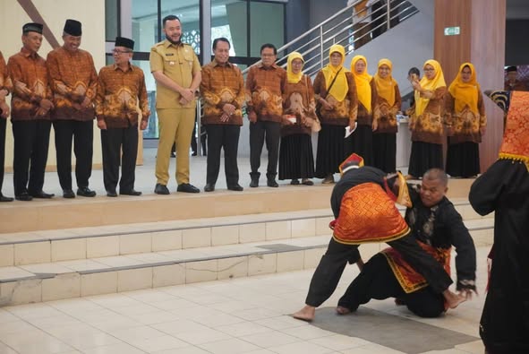 https://padang.go.id/images/QeuIQfVEGneKaQahjlKouQrGTzzR81RaoiGprWom.jpg