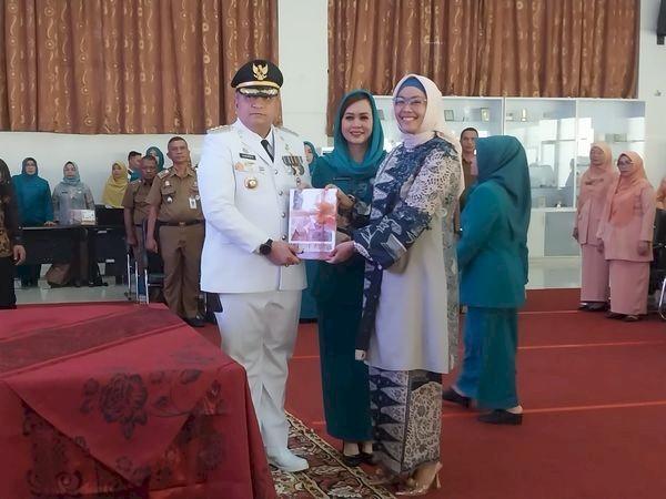 https://padang.go.id/images/RPEQlp2lQ8bQN1qLaQW42cdikW1PBAEcAD6oVK3q.jpg