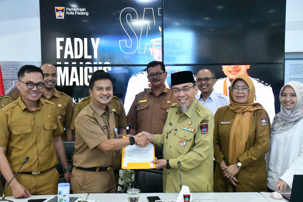 https://padang.go.id/images/RnNtoQywPcNN7EOPWBD7YxpEkD1M5okt5j2Empyh.jpg