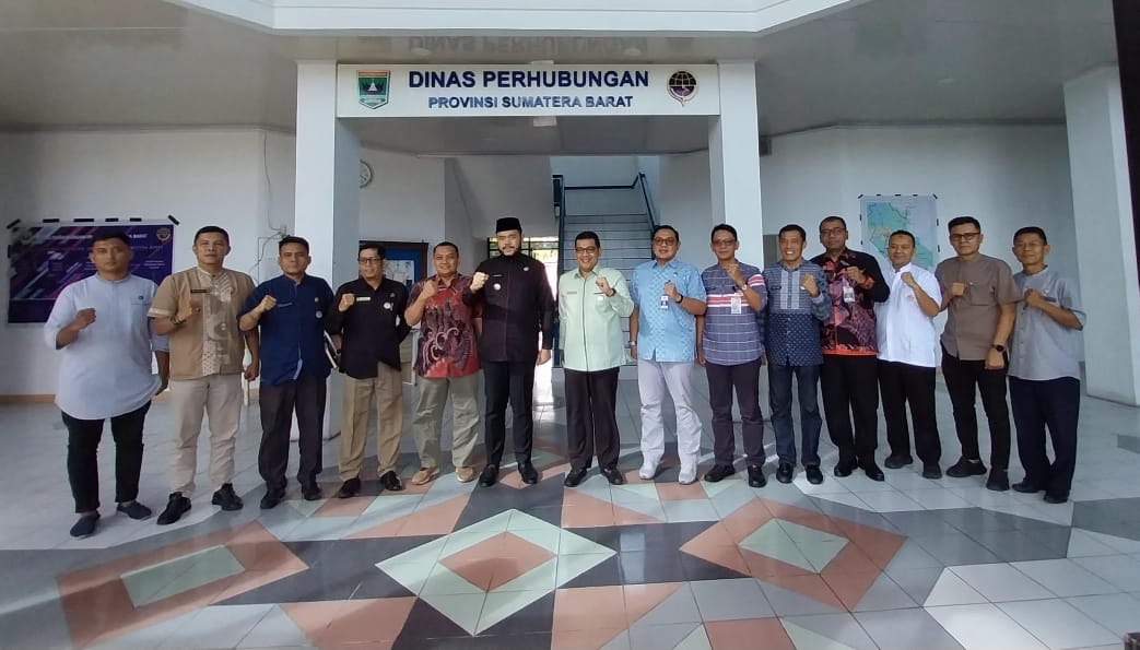 https://padang.go.id/images/X4FMkg5SKDnFVzUkNeCBTHSwExkuYS5wRxJVGOP2.jpg