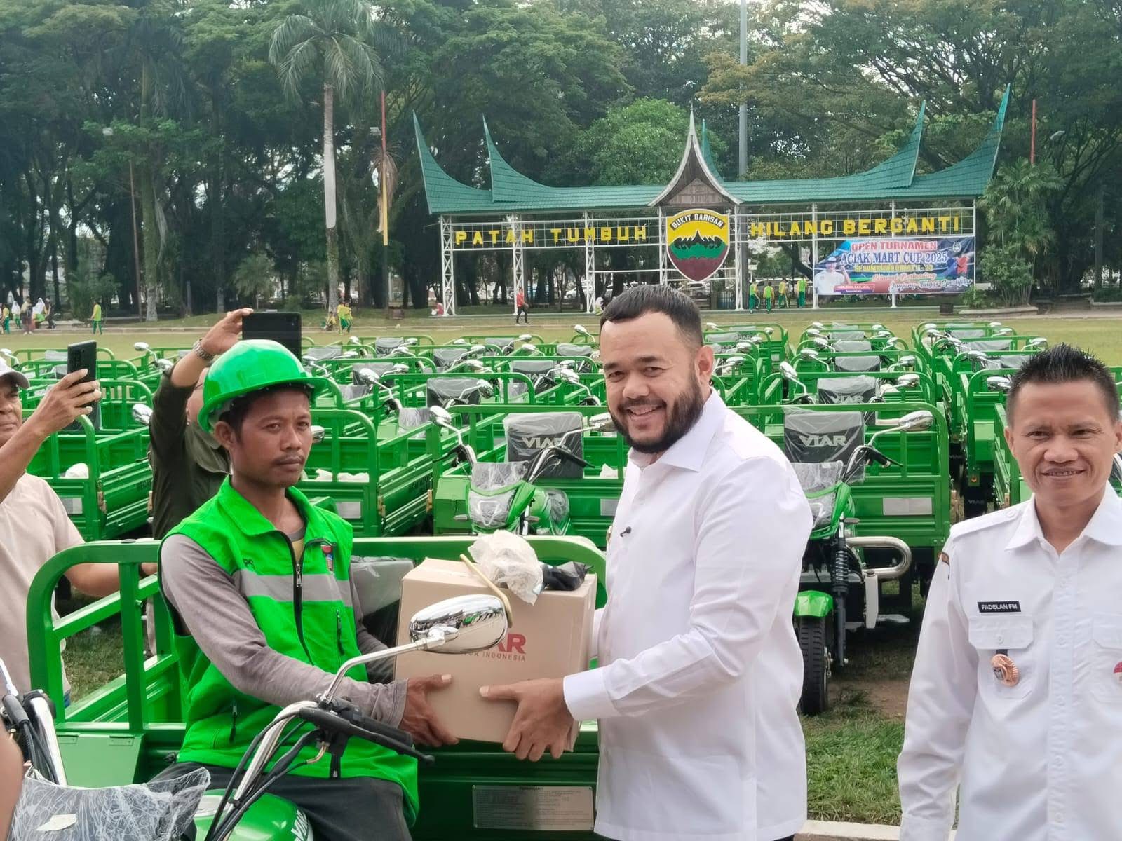 https://padang.go.id/images/YUDeb5GS0Bj9bYhGnicHMe8qX10VJtOU5G9C8p59.jpg