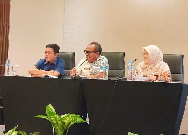 https://padang.go.id/images/aHEyuxz8h5GE4NUGvgxpVJ4v5N88WDI6FqOs2Gyi.jpg