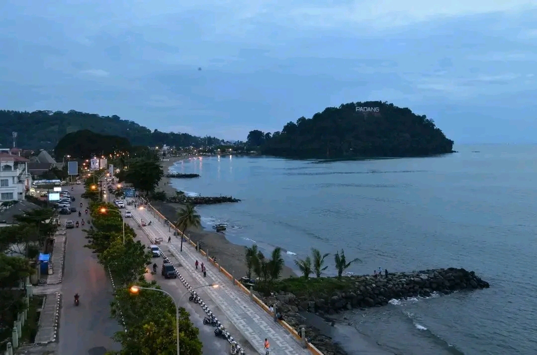 https://padang.go.id/images/aIB87VKBLUg8oOmW2ASmeZHsXZ9FM5GVlR7ehvxD.jpg