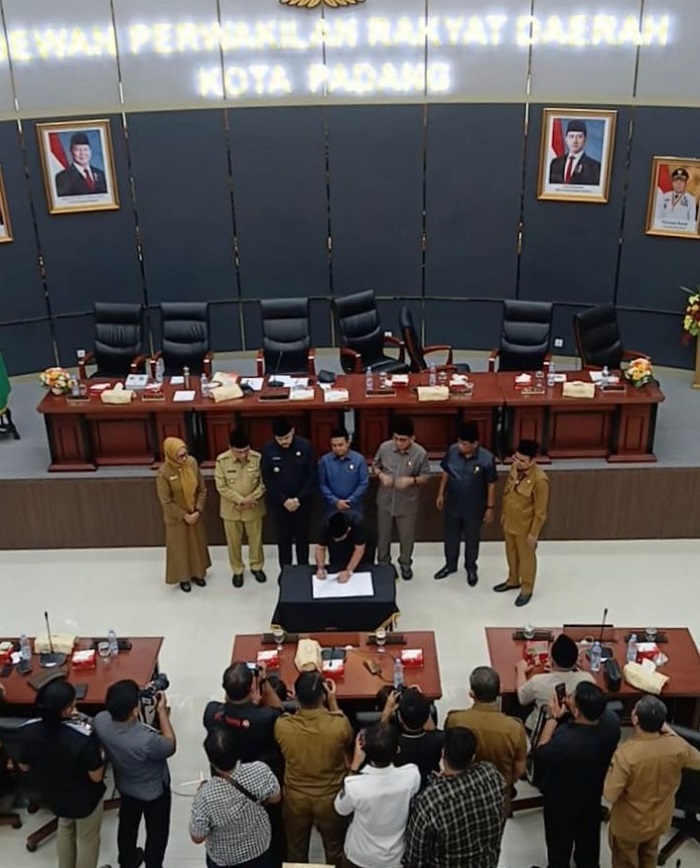 https://padang.go.id/images/ctNghOZDvtblBgMRgixHvHxCkPyUK26bbkdHYTnV.jpg