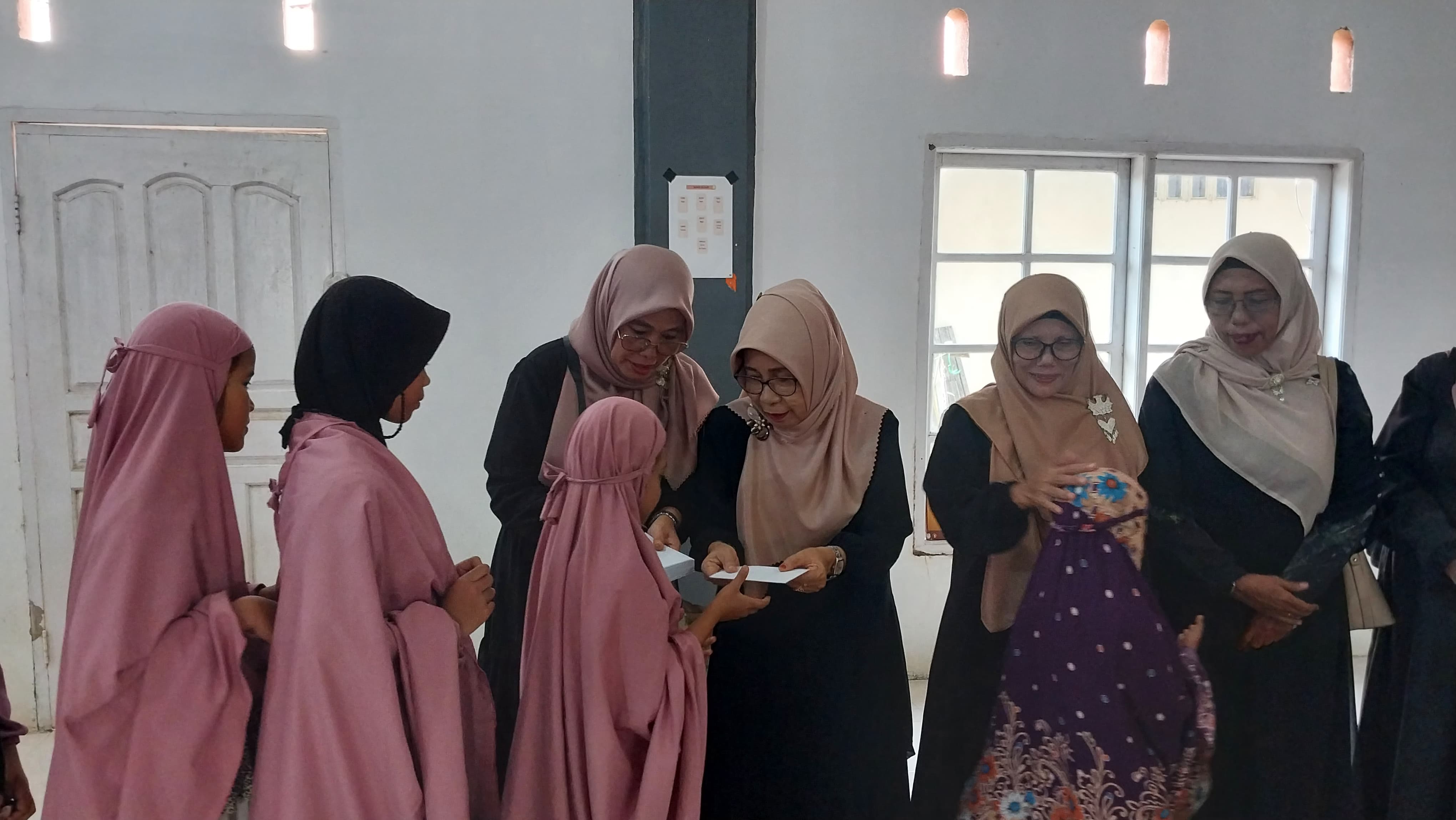 https://padang.go.id/images/hWdouuN23RUb8Xh1gi1Fowvix8aHZ35dcoFBsCLp.jpg