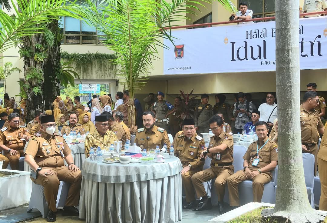 https://padang.go.id/images/nMKGgeil6lU69WmlJVd7xriN9FL4rl7kl6EUlovS.jpg