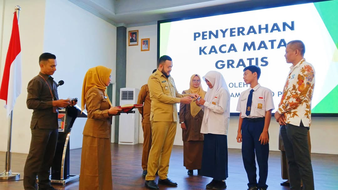 https://padang.go.id/images/r44js0yAirWPvywoOsDgQ4ArBOdnyEcZJsMQc3Eg.jpg