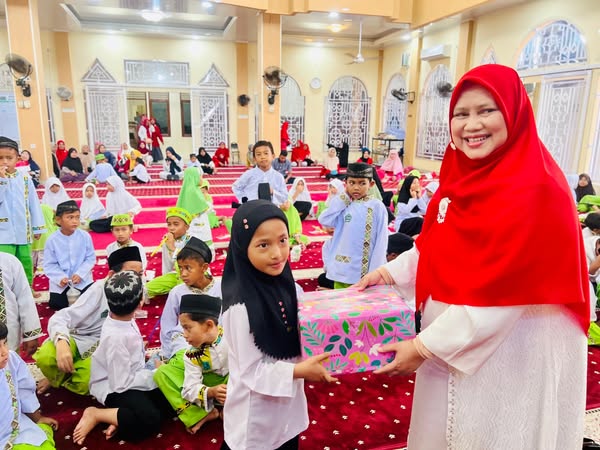 https://padang.go.id/images/sydiXuwgDbNvlO0YOYWnkEW69fq9NDYPqyjhmqo5.jpg